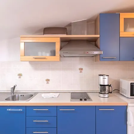 Apartment The Midpoint