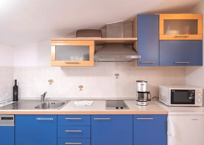 Apartment The Midpoint