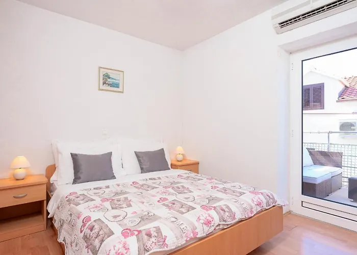The Midpoint Apartman